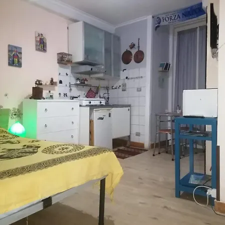 アパート Salotto Partenopeo ナポリ