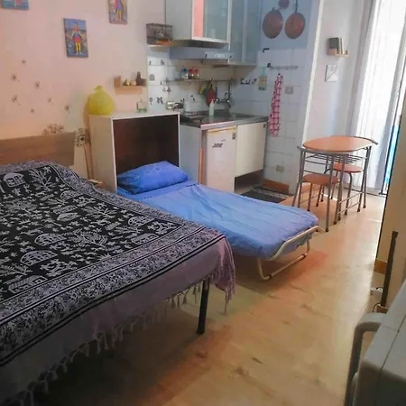 アパート Salotto Partenopeo ナポリ